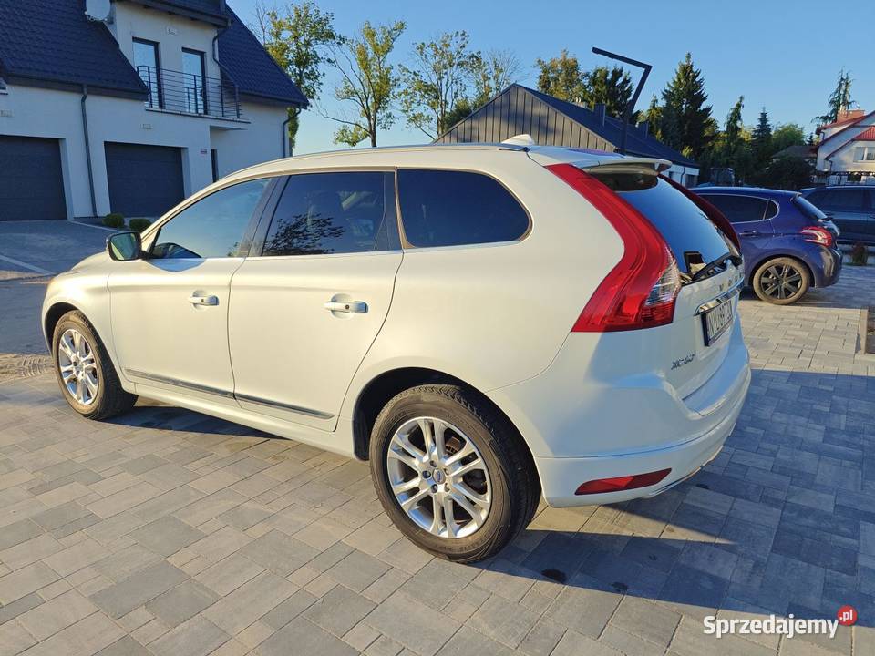 Volvo xc60 2014r 32 benzynaautomatlift Iława