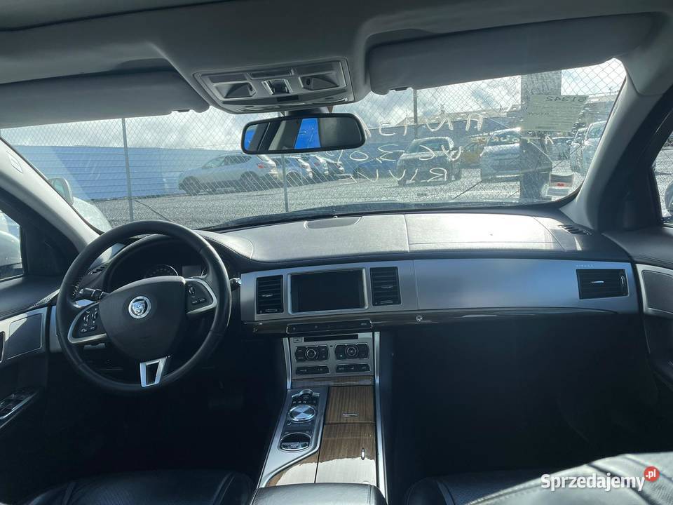 JAGUAR XF 30D 240 CS136 automatyczna Wrocław