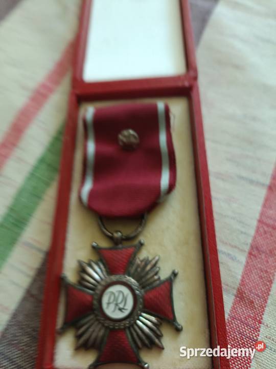 Sprzedam zlote srebrne krzyze zaslugi inne Pozostałe lubelskie Chełm sprzedam