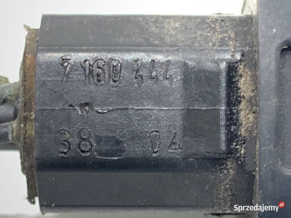 DYSZE SPRYSKIWACZY SZYB KOMPLET BMW E64 0410