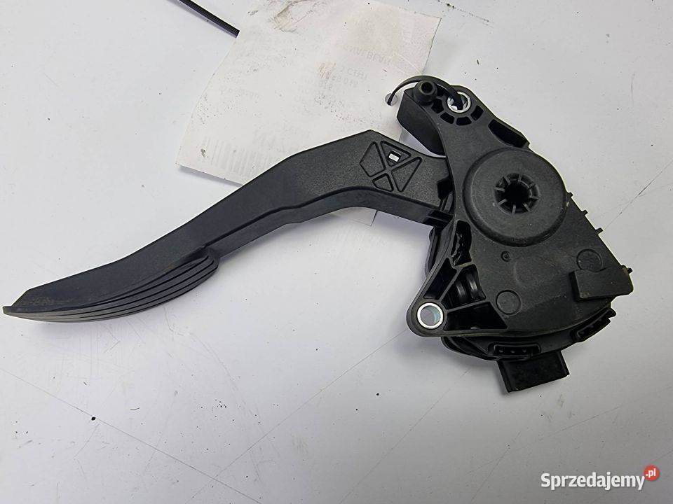 PEDAŁ OPEL MOVANO III 8200859243 Lipno