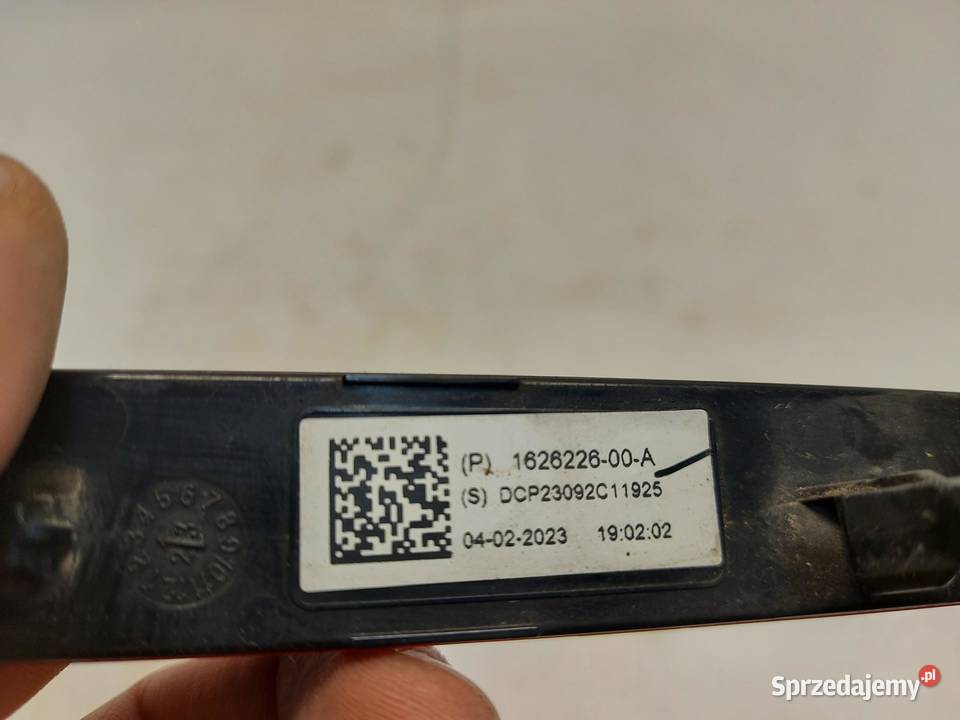 TESLA MODEL Y 2023r Odblask zderzaka tył lewy