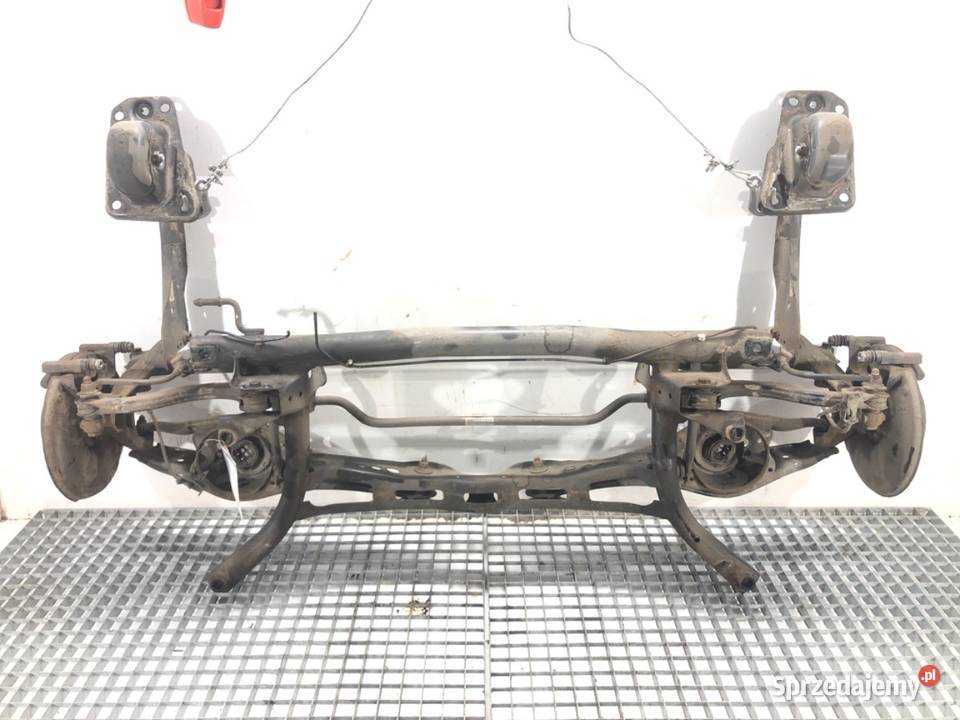 BELKA TYŁ VW GOLF VII Hatchback TYLNA Zawieszenie i amortyzacja podkarpackie