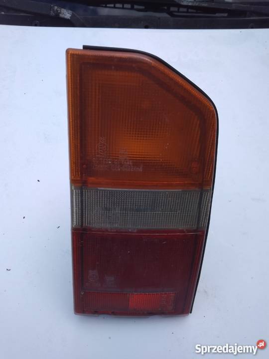 Lampa oryginalna prawy tył Vitara 19891995 podkarpackie sprzedam
