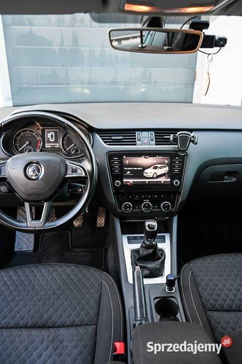 Piekna Skoda Octavia 3 lift 18 TSI 180 bogata 126000km