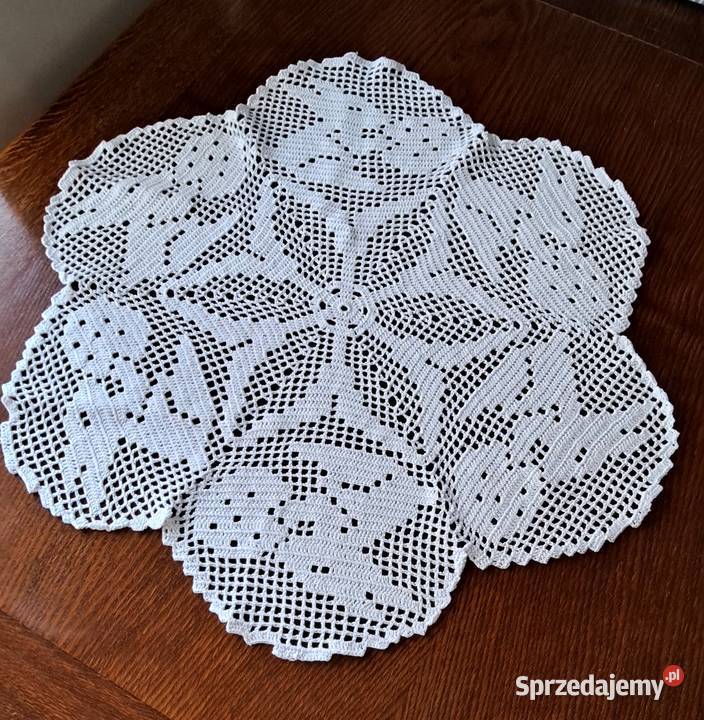 Serweta na szydełku do koszyczka ZAJĄCZKI 1003W Poznań