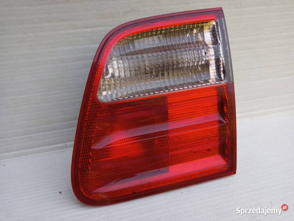 Mercedes W210 kombi lampa tył tylna prawa w Sieradz