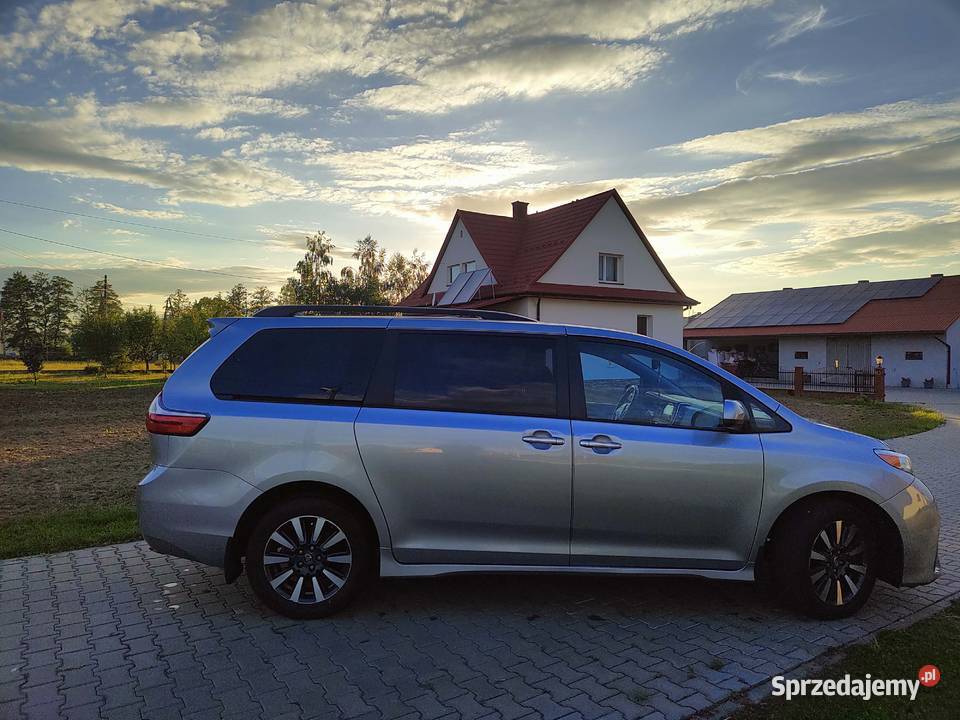 Toyota Sienna 2018 LPG 4x4 Rok produkcji 2018 Klecie