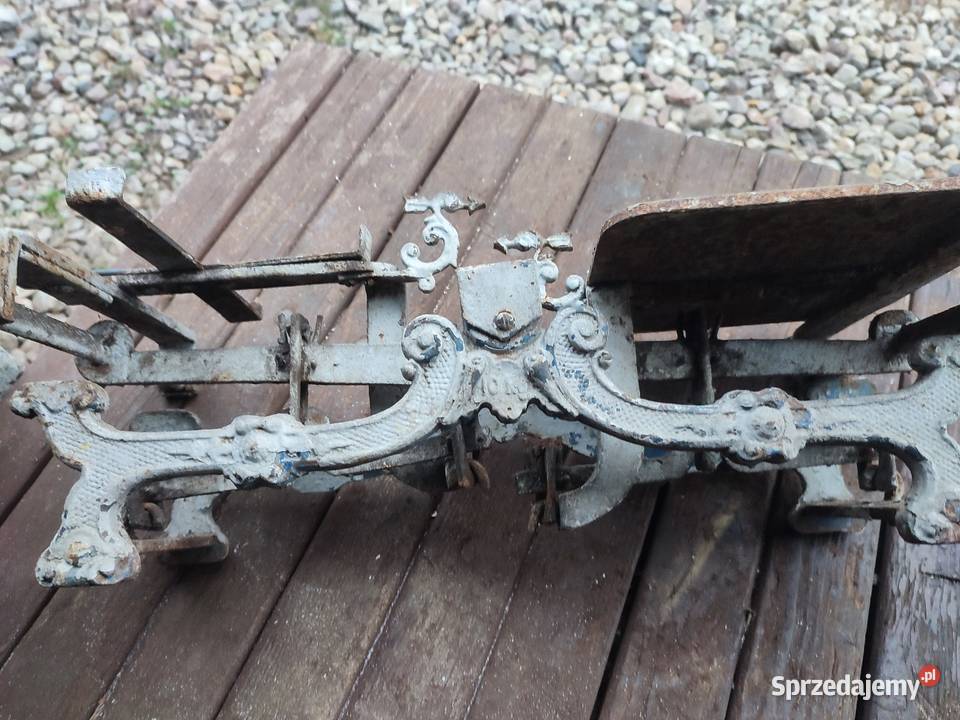 Przedwojenne żeliwne wagi szalkowe Dulcza Wielka