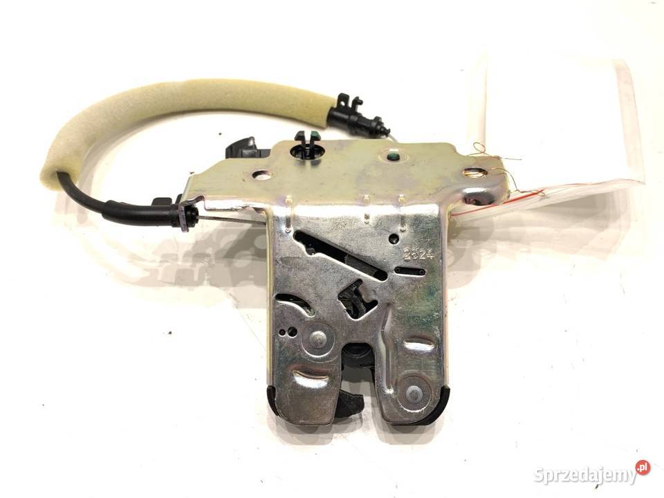 ZAMEK KLAPY TYŁ SKODA 20 TSI Hatchback