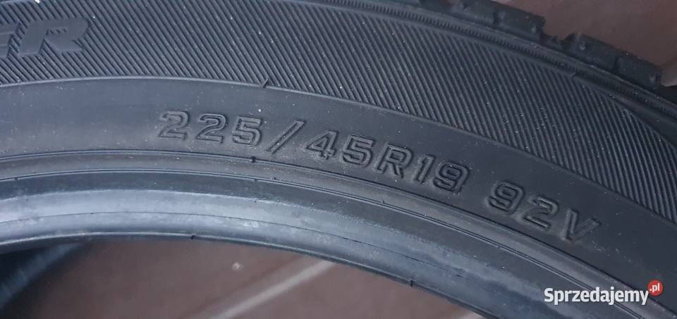 2x 19 22545 R19 opony zimowe WYSYŁKA V do 240 km/h Pobiedziska