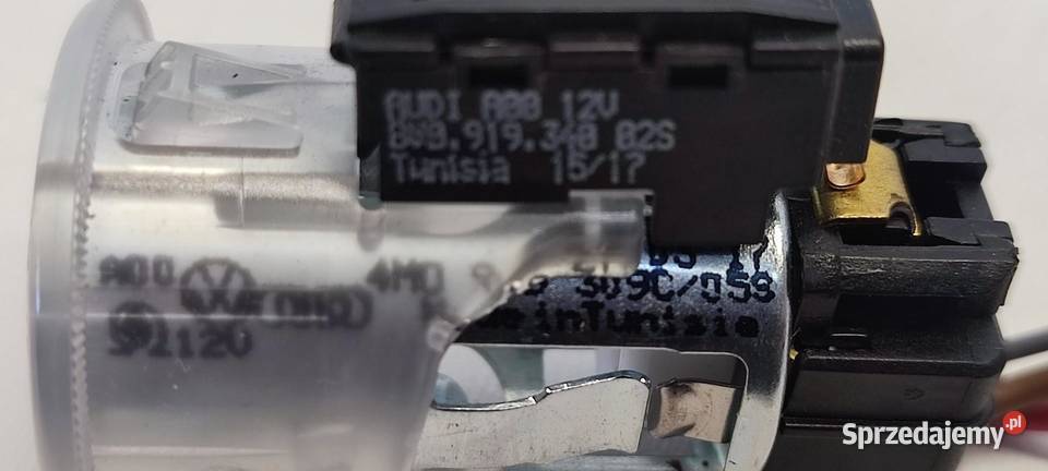 AUDI A3 8V GNIAZDO ZAPALNICZKI 8V0919340