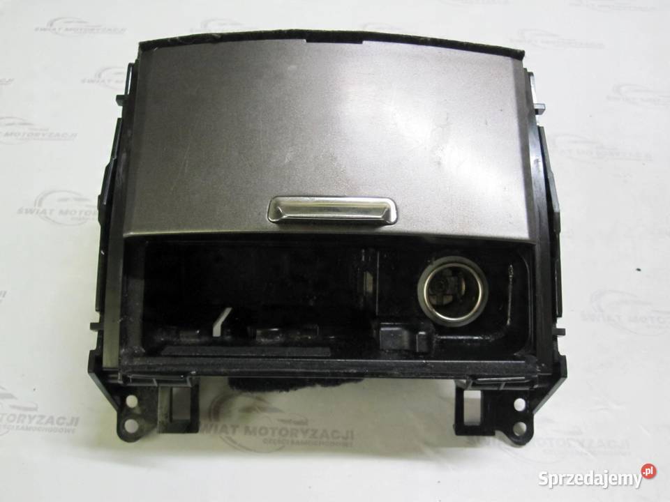 LEXUS IS II 08r gniazdo zapalniczki panel Panele sterowania, przełączniki świętokrzyskie