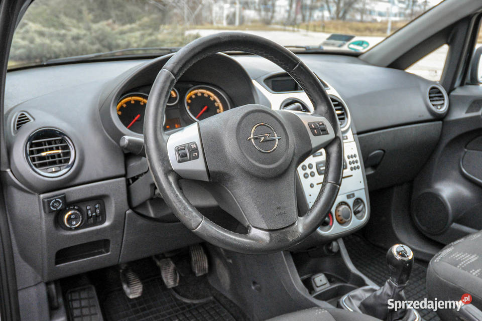 Opel Corsa 14 LPG Lift 2011 r 161000km Wrocław sprzedam