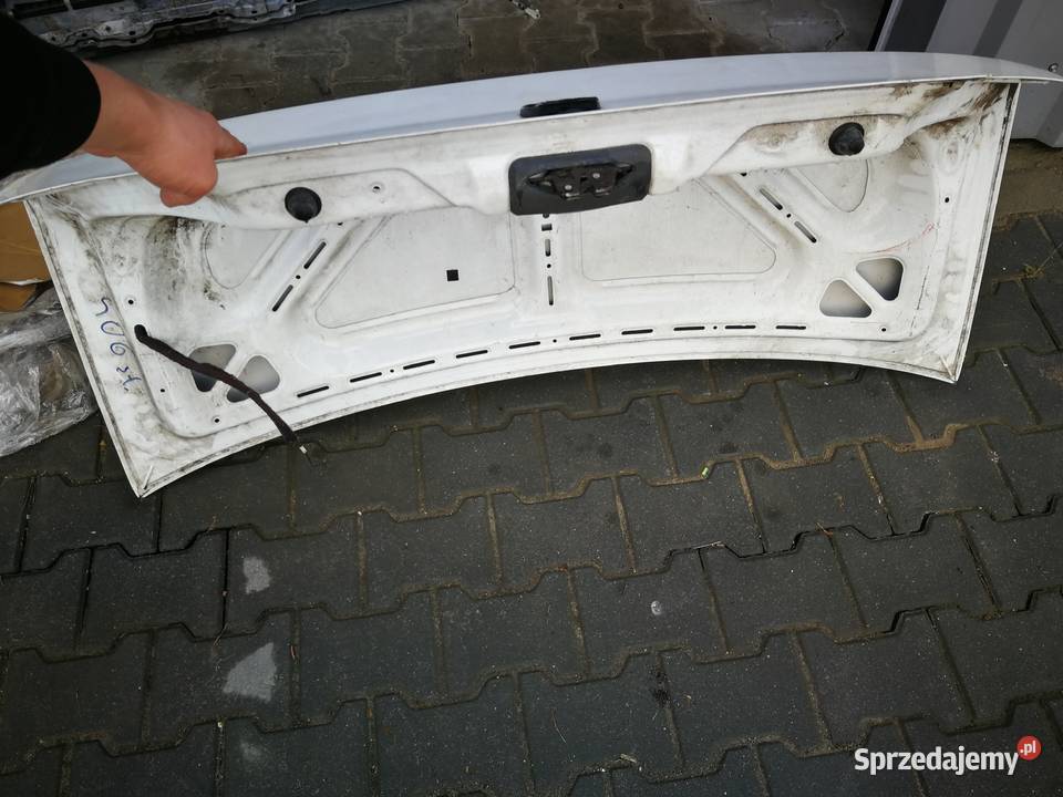 Klapa tył tylna sedan peugeot 406 przed liftem Międzychód