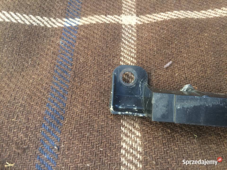 Listwa górna Fiat 125p atrapy grill bumerang FSO Kutno