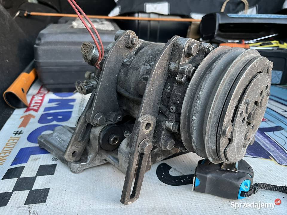 Sprężarka klimatyzacji Volvo 740 940 D24 z Ruda Śląska sprzedam