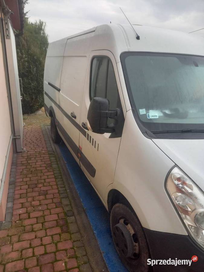 Renault Master na bliżniaku Gnojno