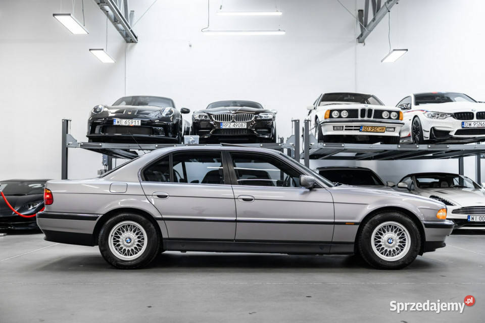 BMW 740 Oryginał Bezwypadkowa Niski przebieg E38 Węgrzce