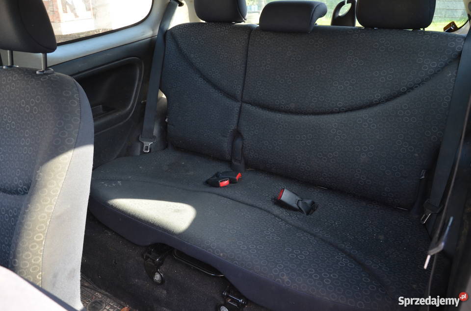 Sprzedam Toyotę Yaris ciężarowa VAT Yaris śląskie Trachy