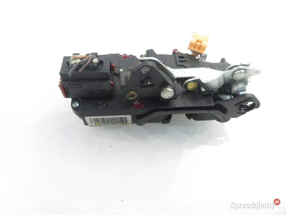 ZAMEK LEWY PRZEDNI HUMMER H2 L15182168