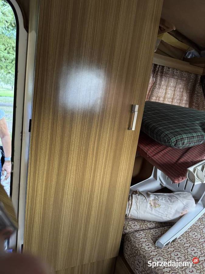 Przyczepa kampingową Niewiadow N126 e cytrynki Rok produkcji 1980 Legnica