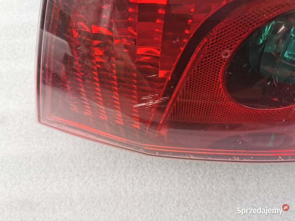 Lampa Prawy Tył Tylna Prawa Peugeot 407 Sedan Wyszków sprzedam