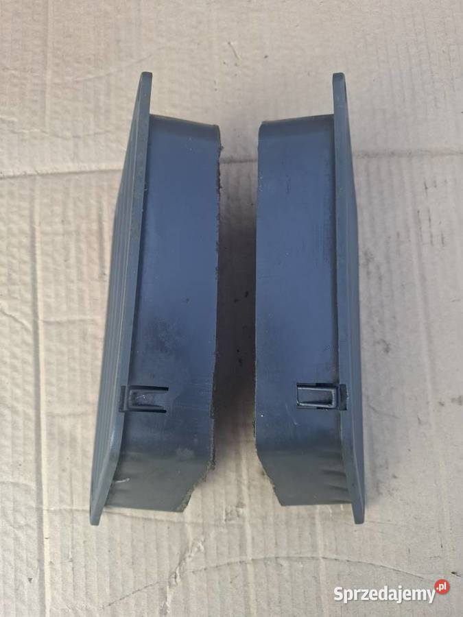 Boczne wloty powietrza kratki wlotu Fiat 126p Strzelce Opolskie