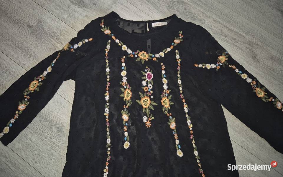 Bluzka damska czerń haft kwiaty SM sprzedam