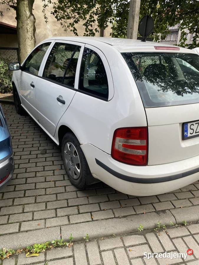 Skoda Fabia jeżdżąca