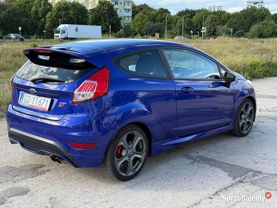 2015 Ford fiesta st benzyna Rumia sprzedam