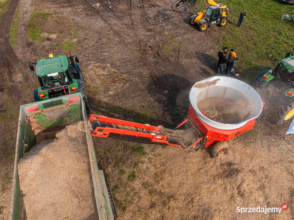 Rozdrabniacz słomy siana lucerny kukurydzy Janków Przygodzki