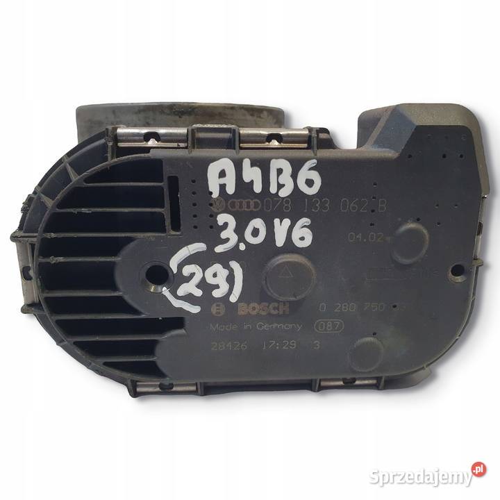 PRZEPUSTNICA Audi A4 B6 30 V6 078133062B Chełm