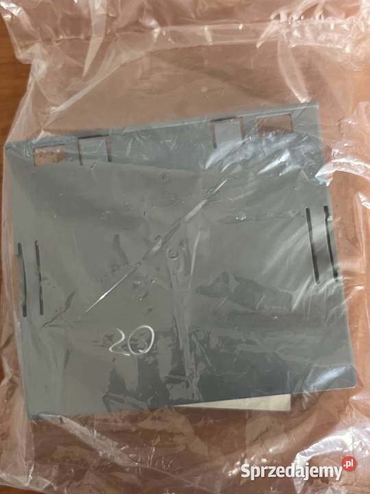 Mercedes Sprinter kieszeń radia obudowa nowa sprzedam