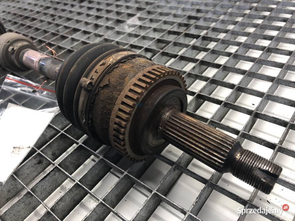 PÓŁOŚ LEWY PRZÓD HYUNDAI i40 495003Z300 17 116