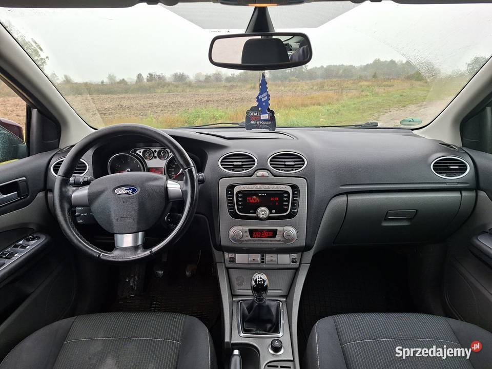 FORD FOCUS KOMBI LIFT 08R 18e klimapdcgrzane benzyna Wrocław sprzedam