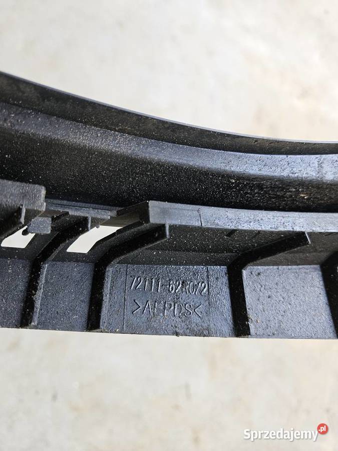 SUZUKI IGNIS III 3 GRILL ATRAPA ZDERZAKA PRZÓD Międzychód