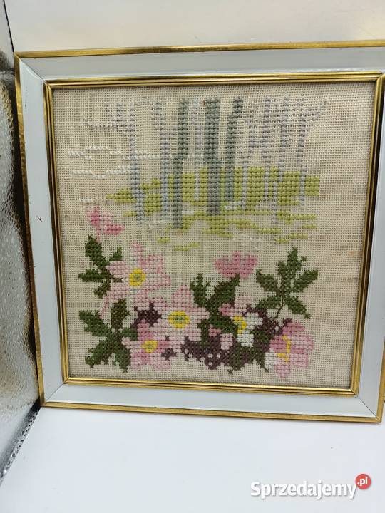 Dwa obrazki roślinny haft pod szkłem Zamość