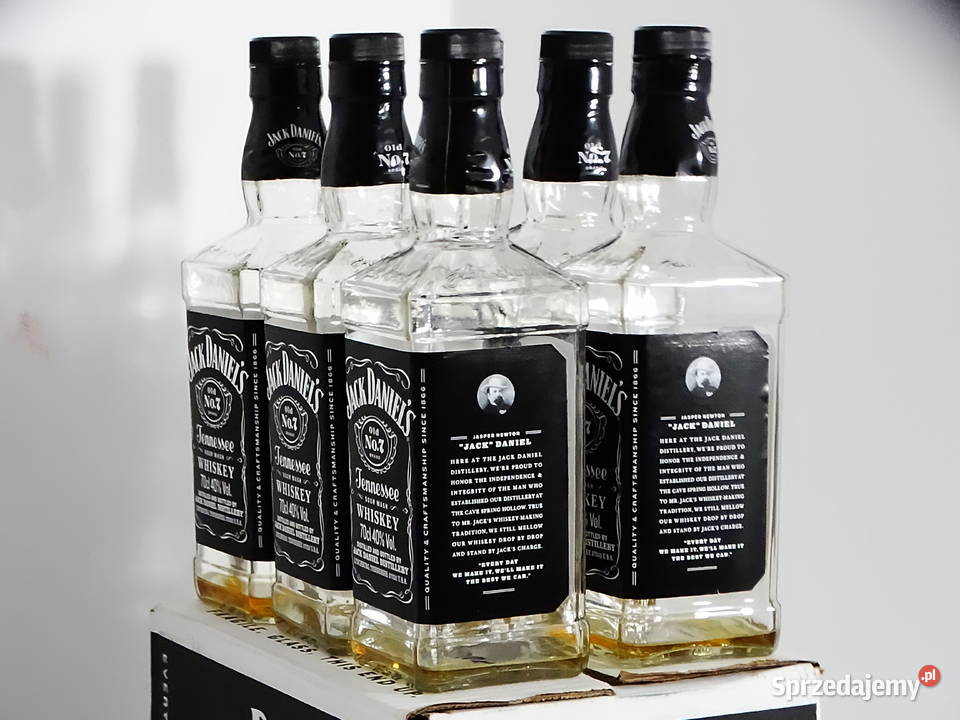Puste butelki Jacku Danielsie 700 ml z nakrętką Biłgoraj
