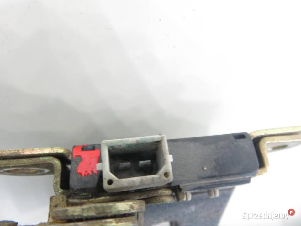 ZAMEK KLAPY VW BORA 1J5827425D 1J5827505D