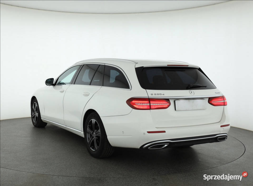 Mercedes E E 220 d 4MATIC relingi dachowe mazowieckie Piaseczno sprzedam