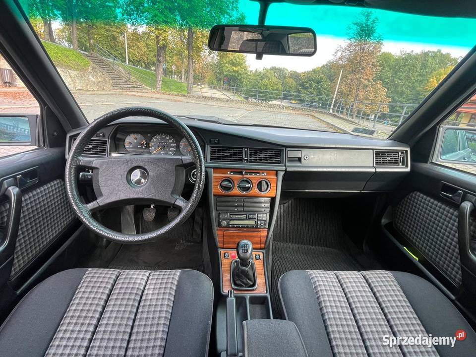 MercedesBenz W201 190 E 20 KAT W201  Kalwaria Zebrzydowska