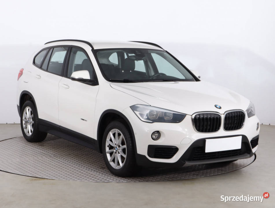 BMW X1 sDrive18i biały mazowieckie Piaseczno