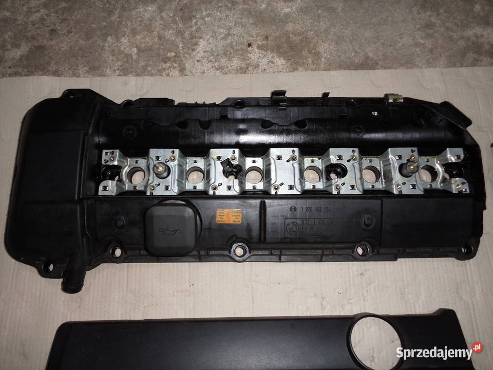Dekiel pokrywa zaworów BMW E39 23i 170 2 x vanos Wieluń
