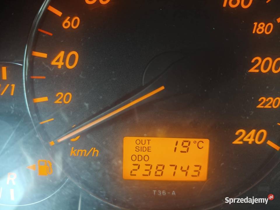 Toyota avensis Rumia