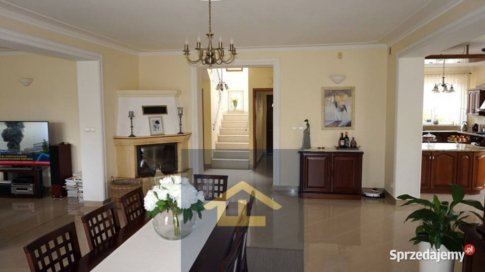 Willa w gminie Karczew mazowieckie Całowanie