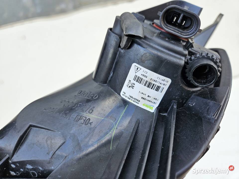 PEUGEOT 308 T7 LIFT HALOGEN PRAWY ZDERZAKA PRZÓD Międzychód sprzedam