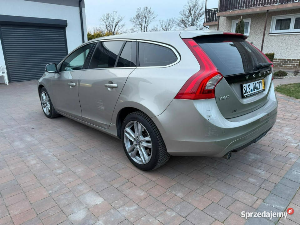 Volvo V60 Perfekcyjny Automat Bezwypadkowy I wielofunkcyjna kierownica