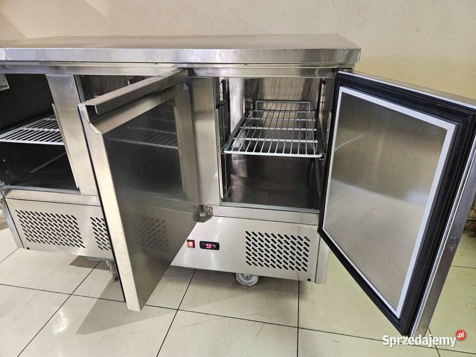 Stół chłodniczy ze stali nierdzewnej 3 drzwiowy Góra