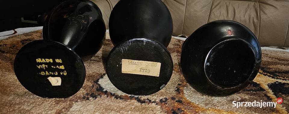 Trzy wazoniki z laki prawdziwej 20 Katowice